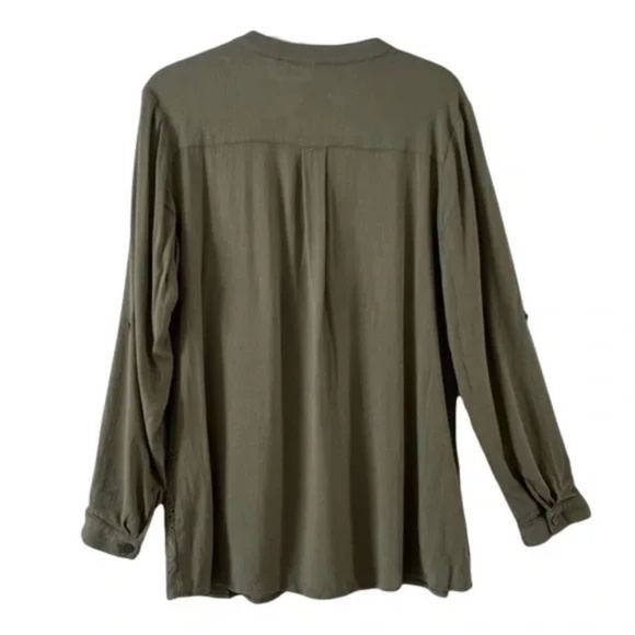 Soft Surroundings | Green Boho Embroidered Eyelet Pintuck Top, Small - Picture 2 of 7